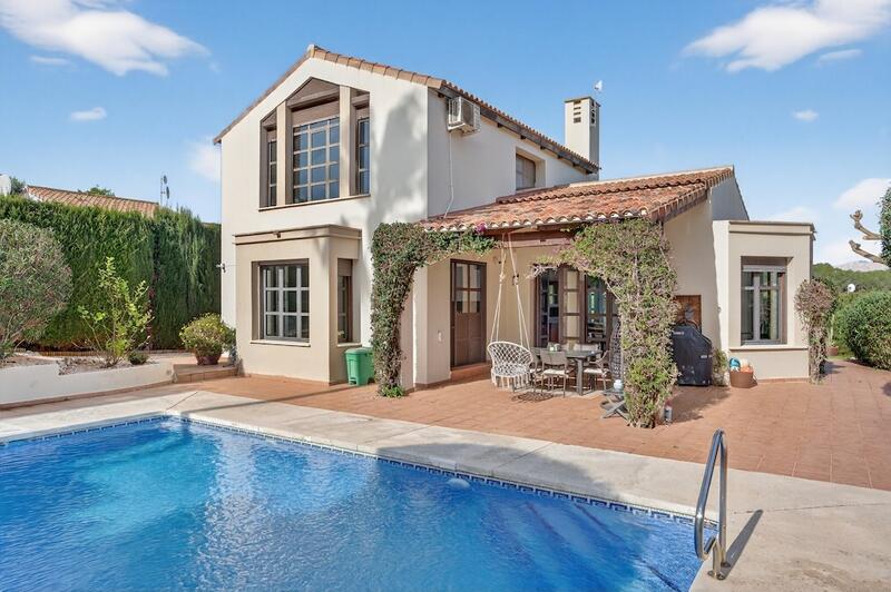 Villa en venta en Javea, Alicante