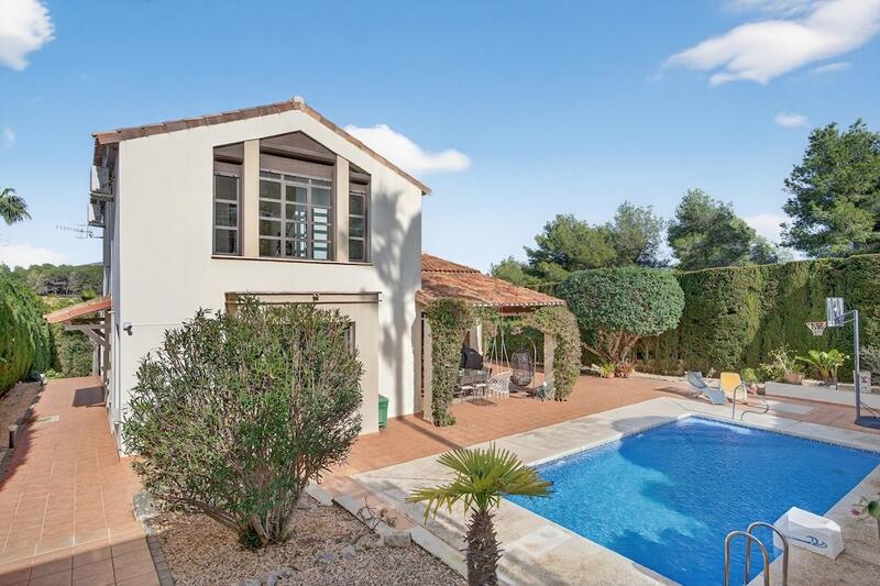 4 soveværelse Villa til salg