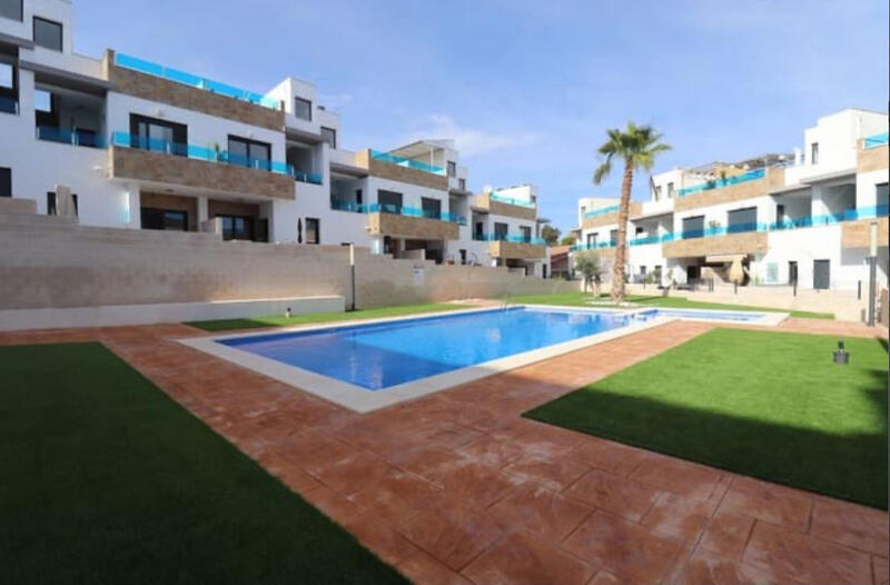 2 slaapkamer Tweezijdig Te koop 2 slaapkamer Tweezijdig Te koop