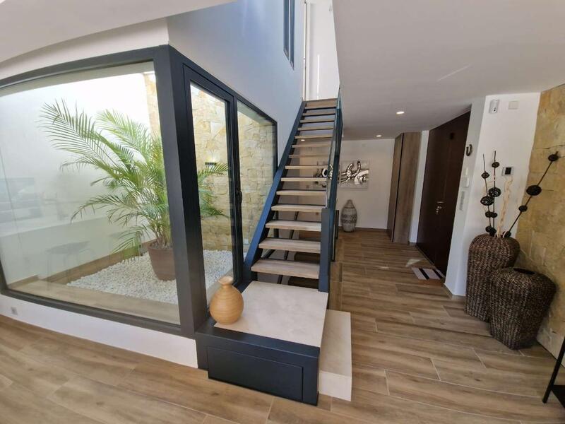 3 soveværelse Villa til salg 3 soveværelse Villa til salg