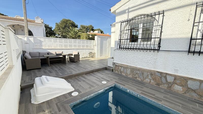 2 bedroom Villa for sale