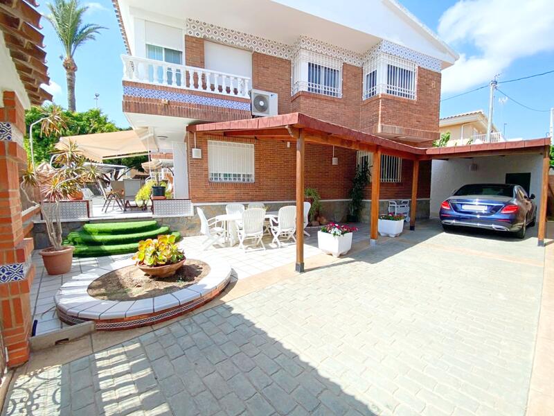 4 chambre Villa à vendre