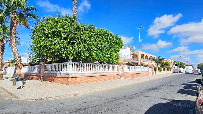 4 chambre Villa à vendre