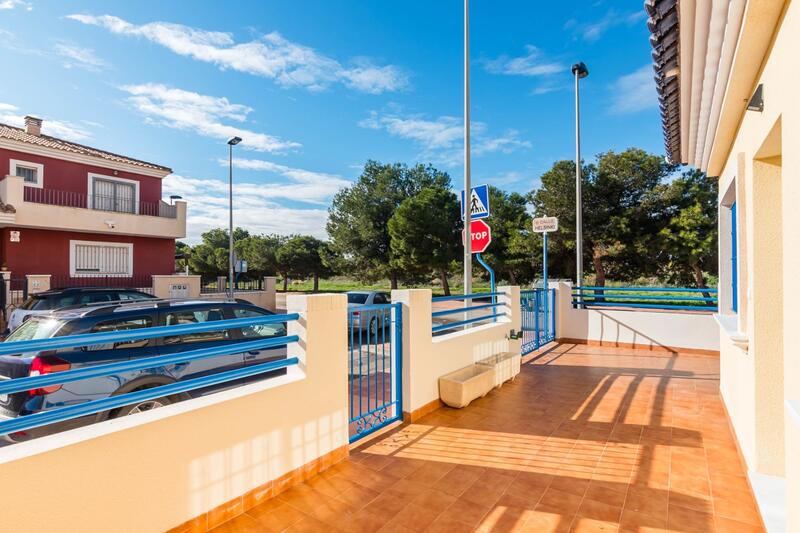 3 Schlafzimmer Stadthaus zu verkaufen 3 Schlafzimmer Stadthaus zu verkaufen