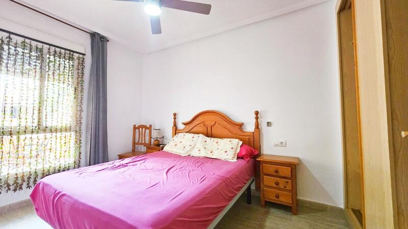 2 bedroom Townhouse for sale