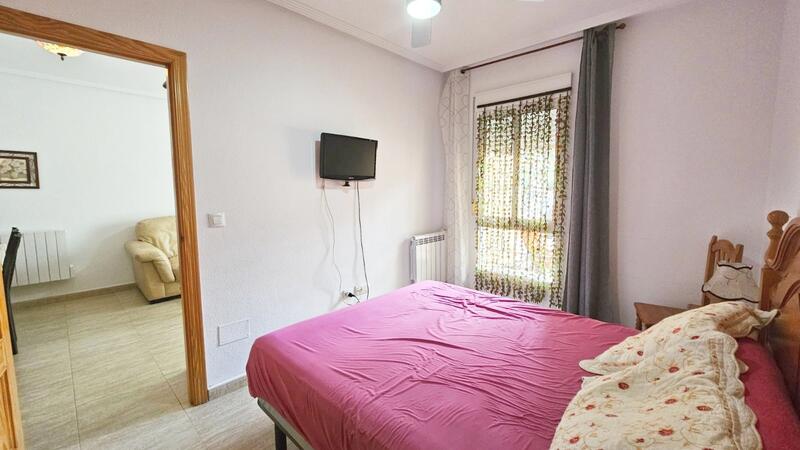 2 bedroom Townhouse for sale