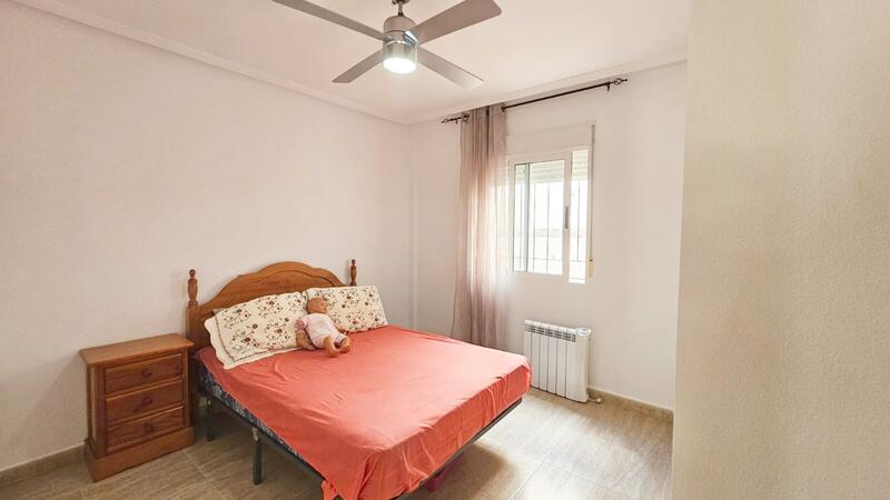 2 bedroom Townhouse for sale