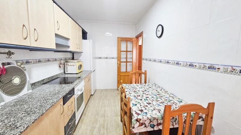 2 bedroom Townhouse for sale