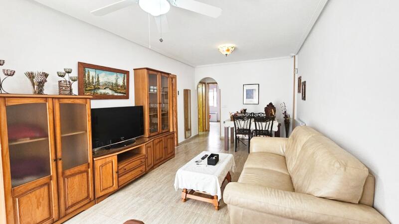 2 bedroom Townhouse for sale