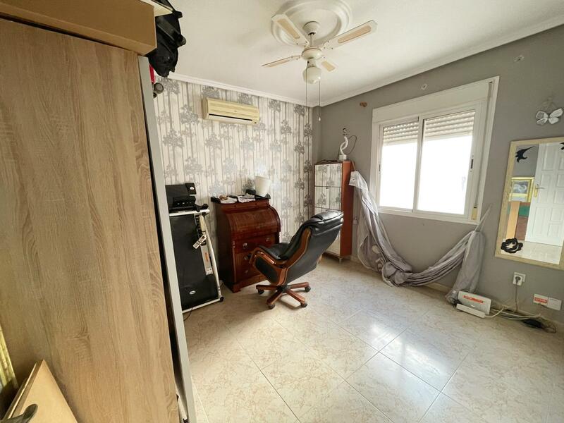 5 bedroom Villa for sale