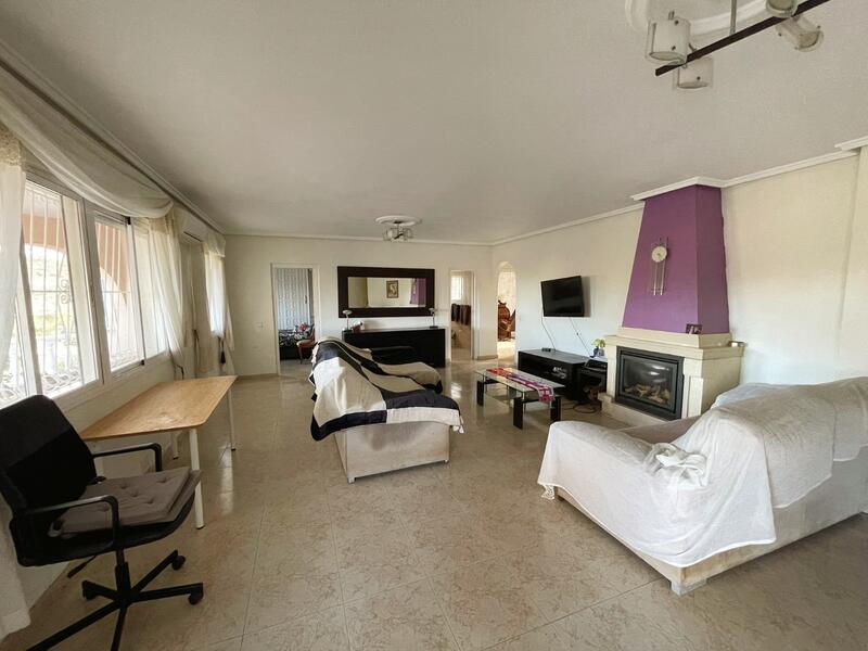 5 bedroom Villa for sale