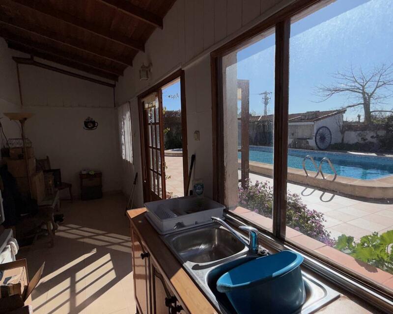 6 bedroom Country House for sale