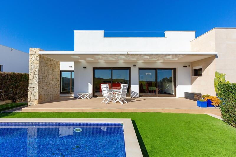 Villa à vendre dans Vistabella Golf, Alicante
