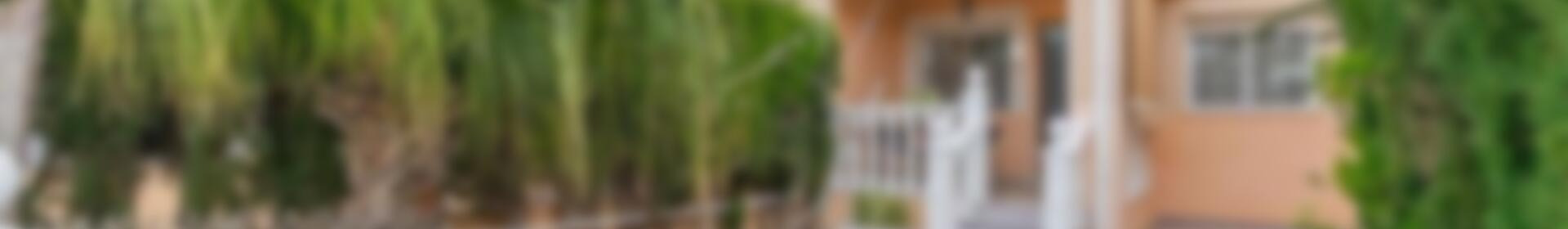 2 bedroom Townhouse for sale