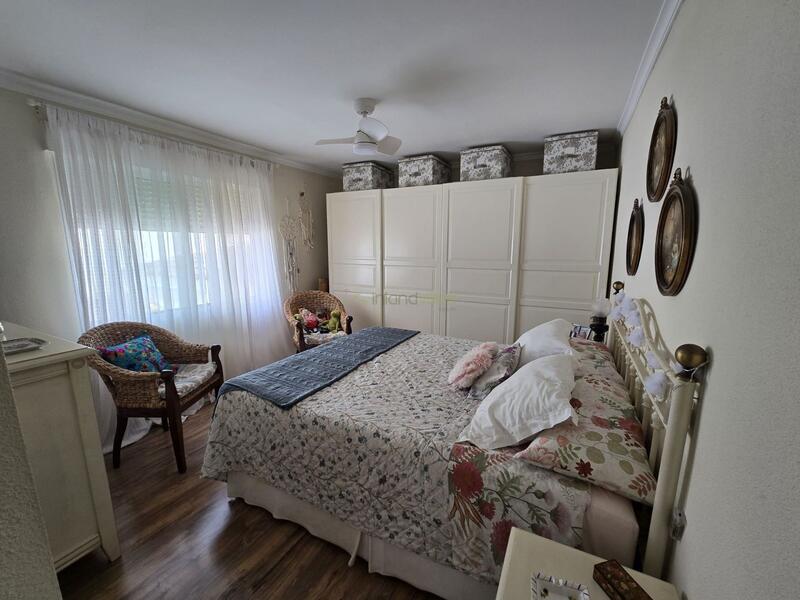 3 bedroom Country House for sale