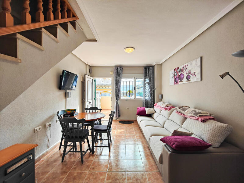 3 bedroom Townhouse for sale