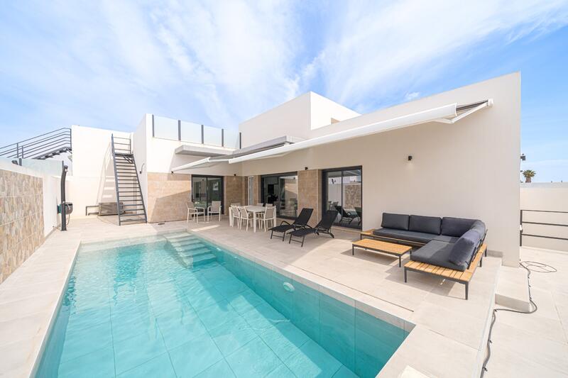 3 bedroom Country House for sale