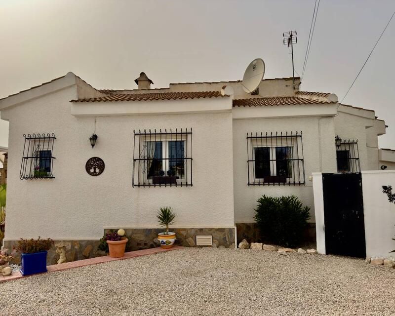 3 Cuarto Villa en venta