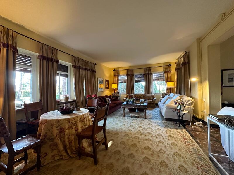 15 bedroom Country House for sale