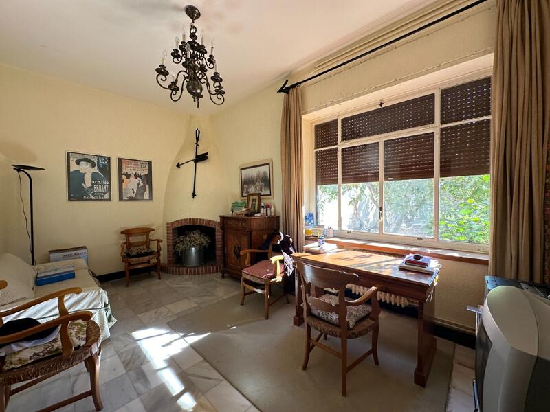 15 bedroom Country House for sale