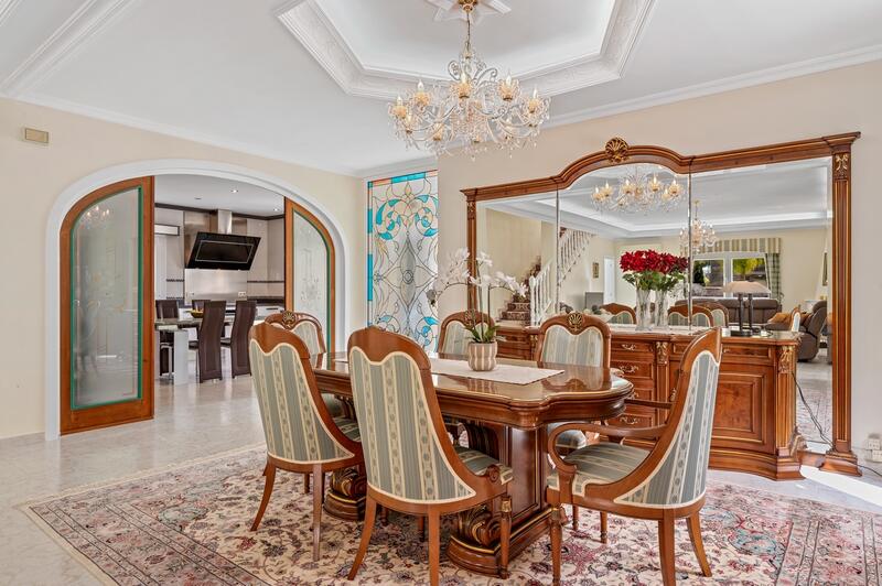 4 bedroom Villa for sale