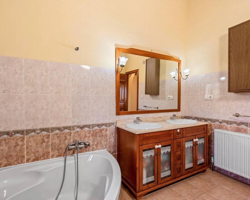 3 Cuarto Casa de Campo en venta