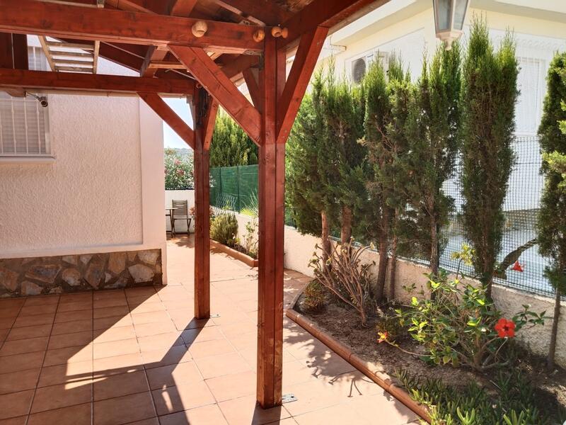 2 Schlafzimmer Villa zu verkaufen