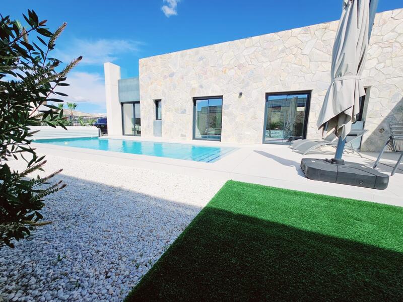 3 sovrum Villa till salu