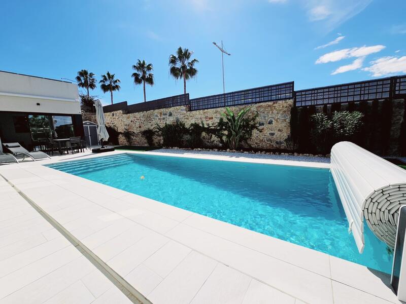 3 sovrum Villa till salu