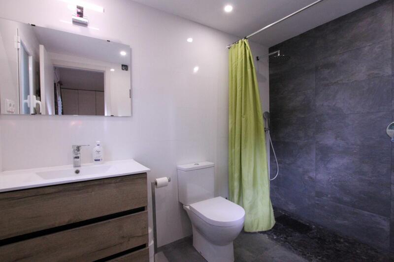 5 bedroom Country House for sale