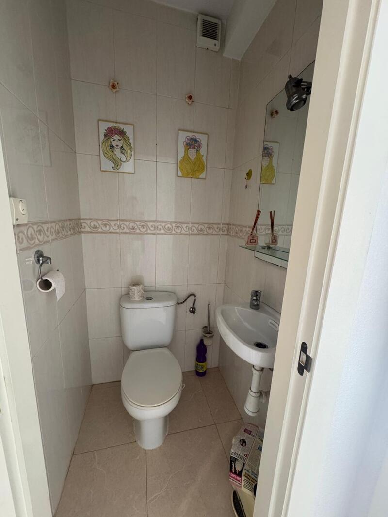 5 bedroom Villa for sale