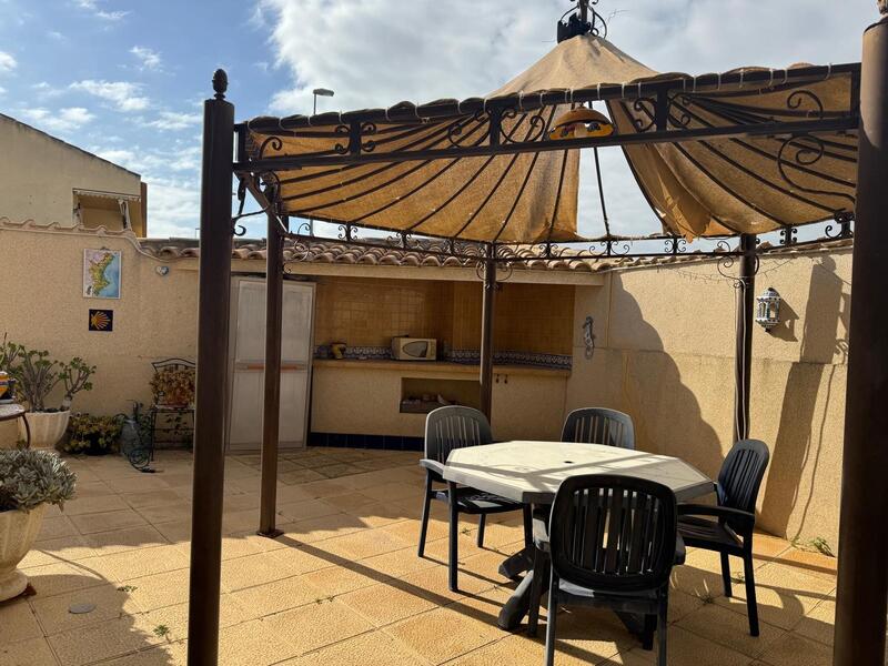 5 bedroom Villa for sale