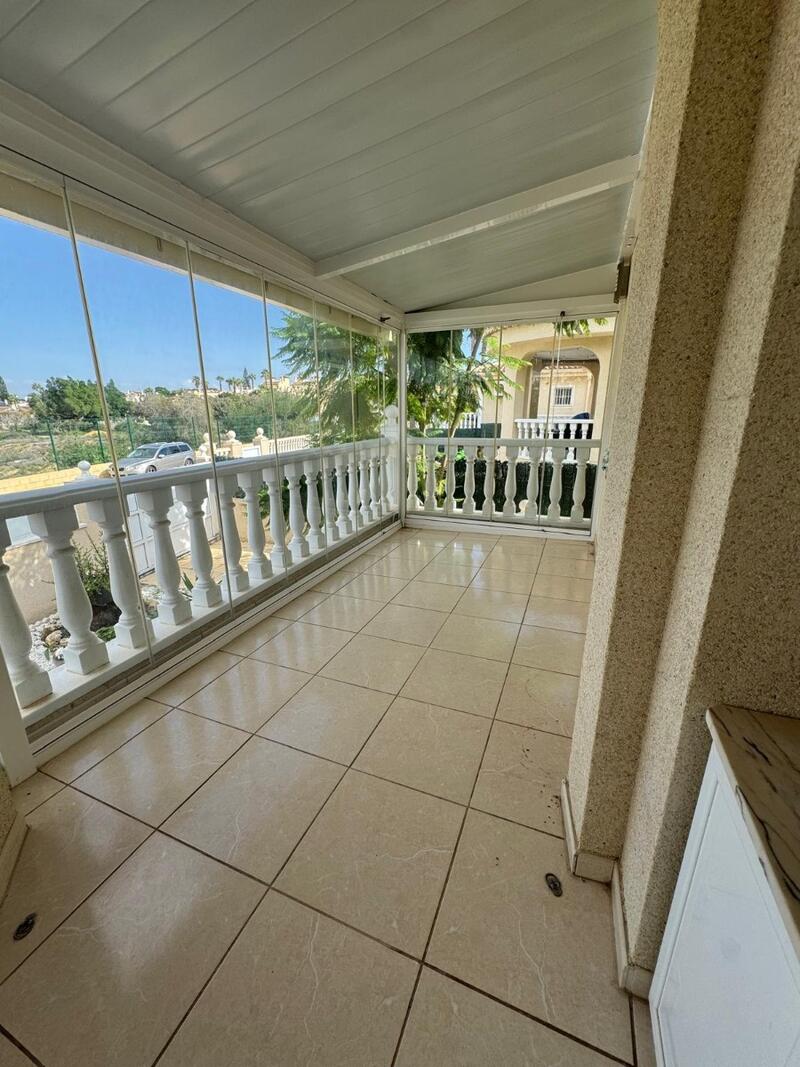 5 bedroom Villa for sale