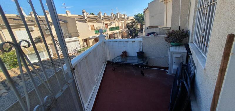 3 Schlafzimmer Stadthaus zu verkaufen