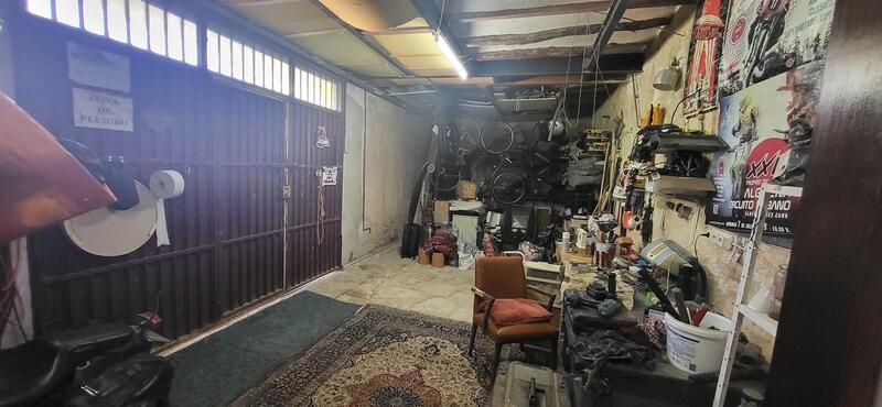 6 bedroom Country House for sale