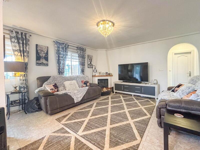 5 bedroom Villa for sale