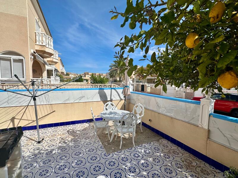 2 soveværelse Byhus til salg