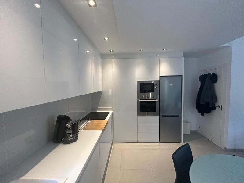 2 bedroom Townhouse for sale