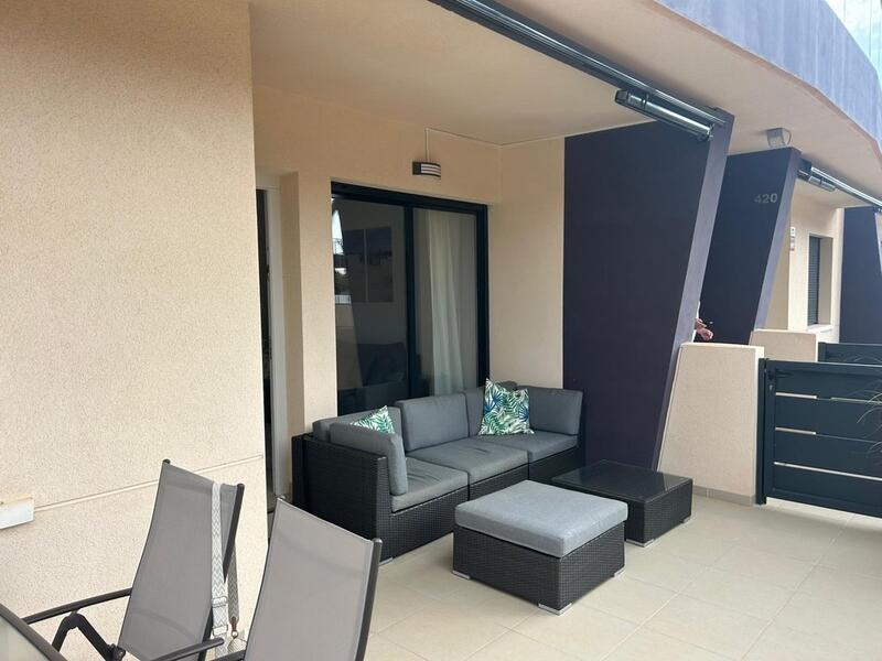 2 bedroom Townhouse for sale