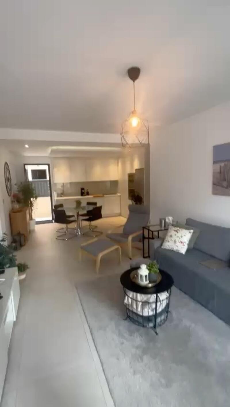 2 bedroom Townhouse for sale