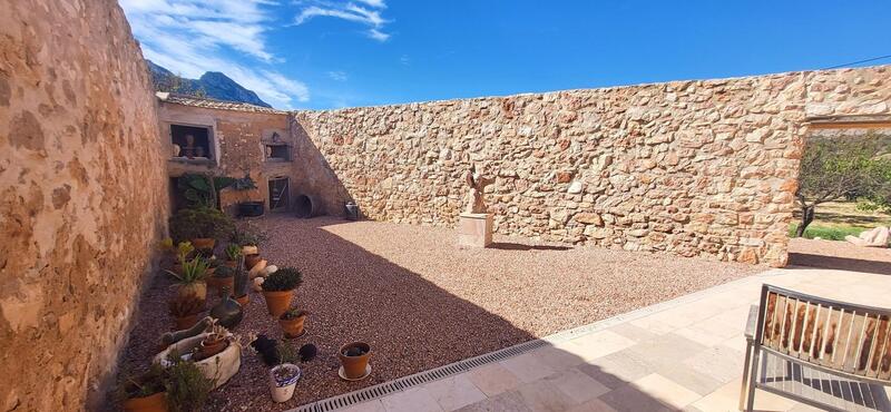 2 bedroom Villa for sale