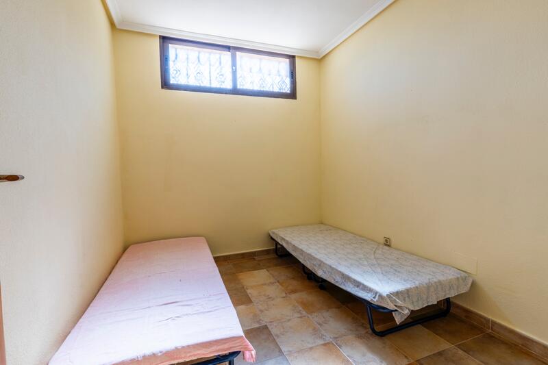 6 bedroom Villa for sale