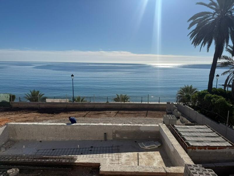 5 bedroom Villa for sale