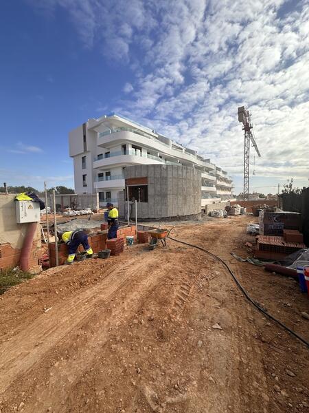 3 bedroom Apartment for sale