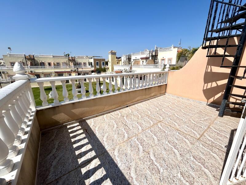 3 bedroom Townhouse for sale