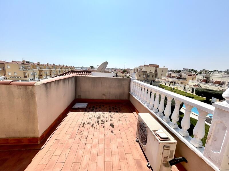 3 bedroom Townhouse for sale