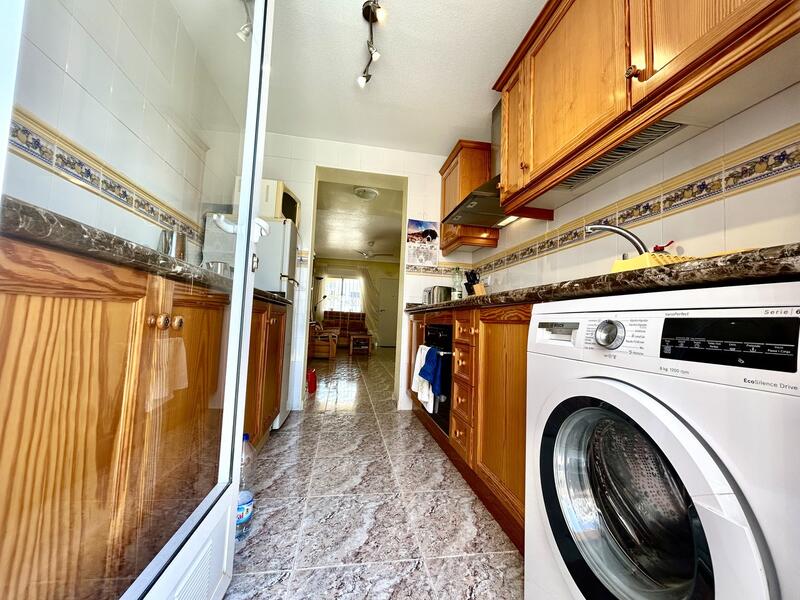 3 bedroom Townhouse for sale