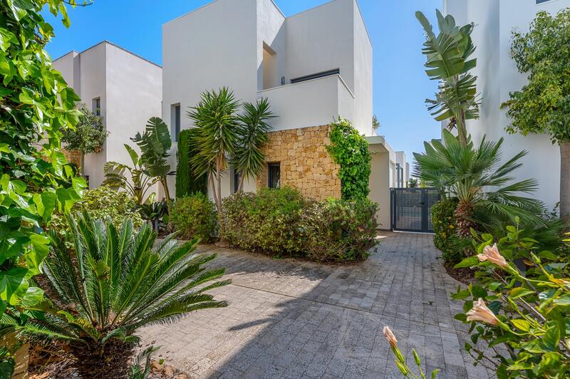 2 bedroom Villa for sale 2 bedroom Villa for sale