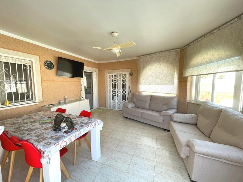 3 спальная комната вилла продается 3 спальная комната вилла продается