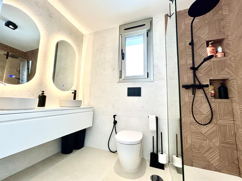 4 soverom Villa til salgs 4 soverom Villa til salgs